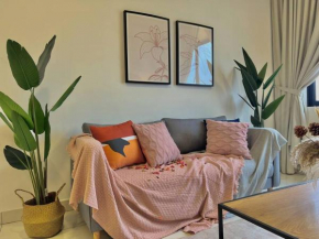 Sunway Velocity MRT LRT Premium Family Homestay